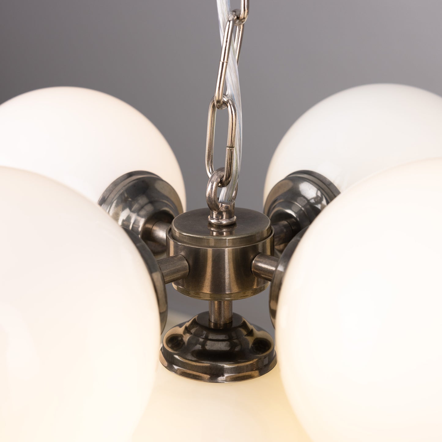 Mullan Lighting Yaoundé 5-Light Brass Globe Chandelier