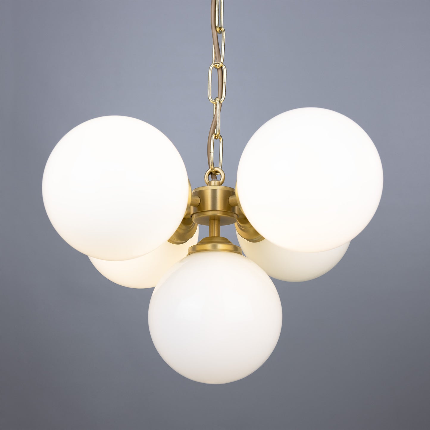 Mullan Lighting Yaoundé 5-Light Brass Globe Chandelier