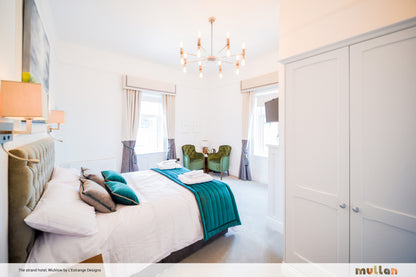 Mullan Lighting Kendu 16-Light Adjustable Brass Chandelier